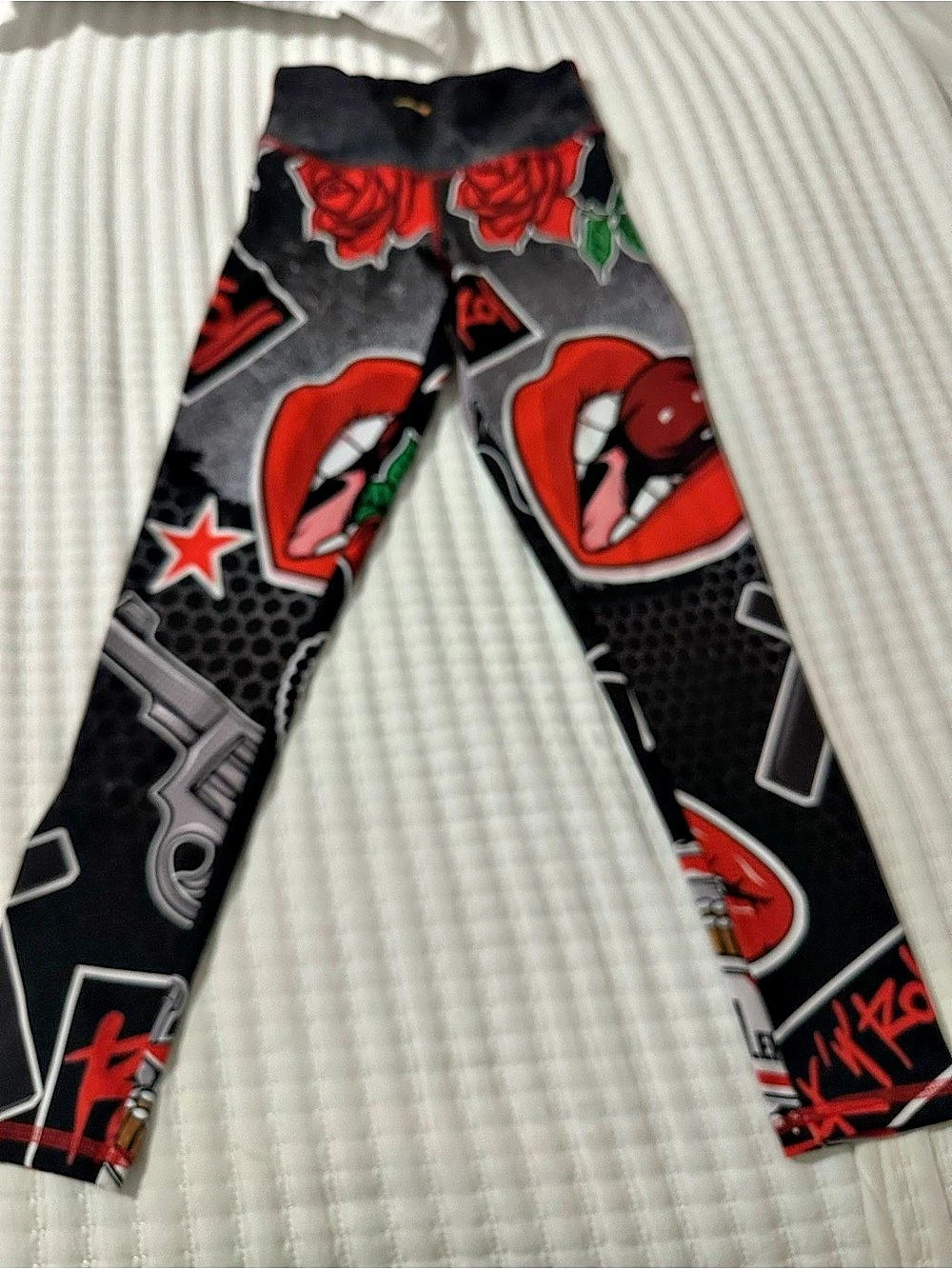 Kids Printed Leggings in Black & Red Like New